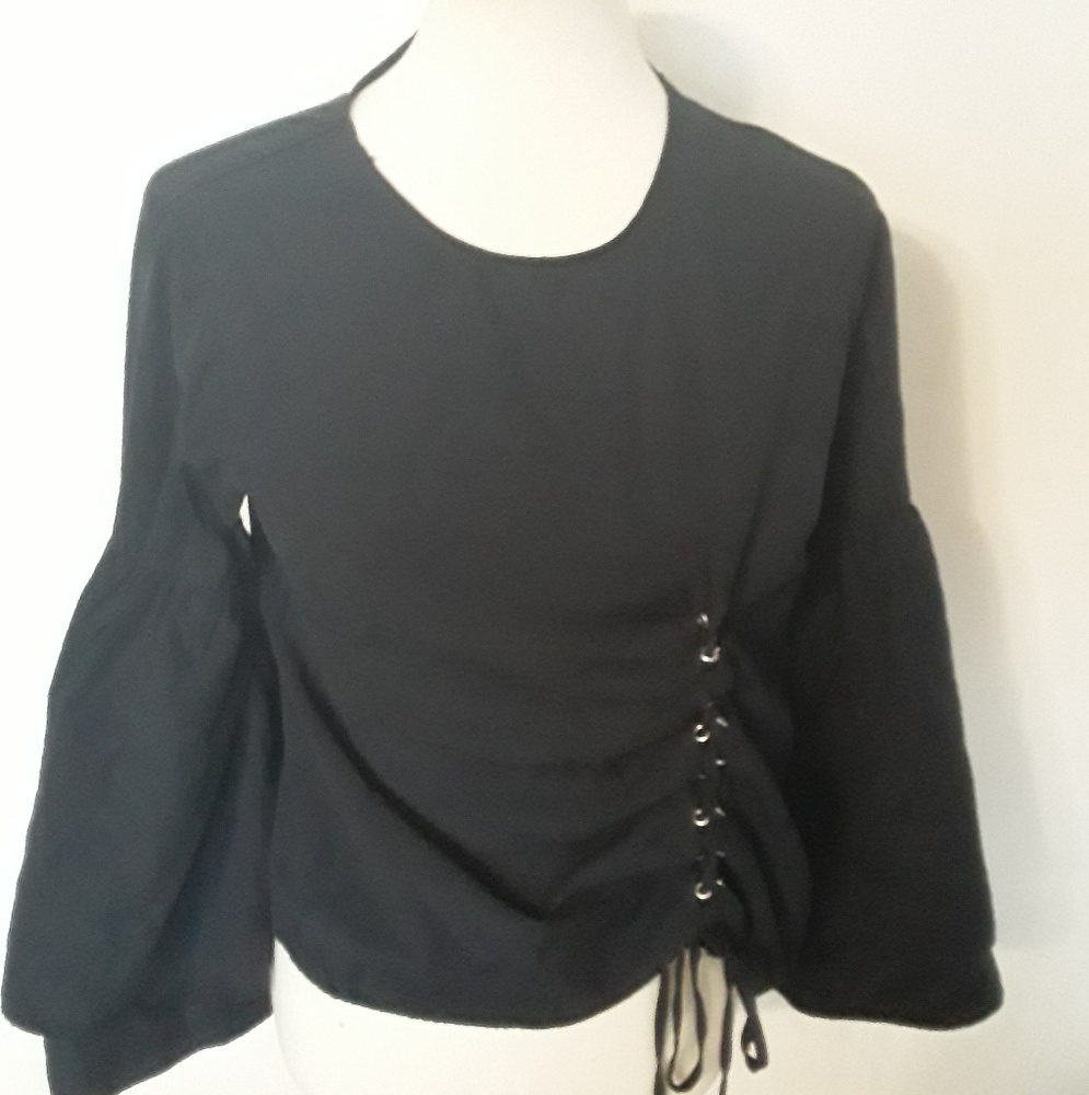 Bell sleeve blouse